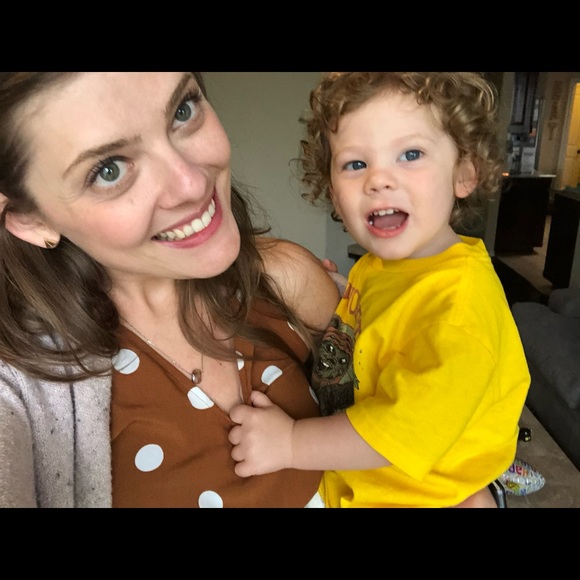 Meet your Posher, Blair - Picture 2 of 6